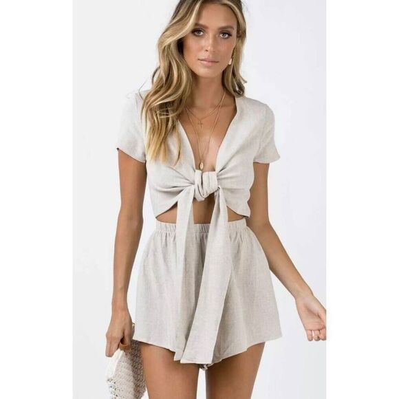 Princess Polly 6 Ragnar Beige Cap Sleeve Deep V-Neck Tie Front Romper Linen Blen - Picture 1 of 5
